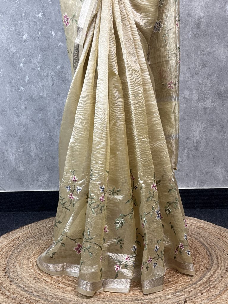 SEMI ORGANZA CROSS STITCH EMBROIDERY SAREE - Image 3