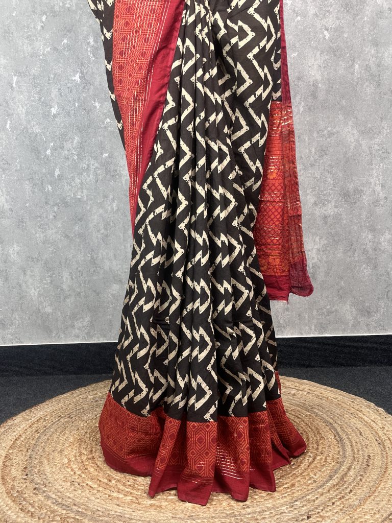 SEMI LINEN PRINTED SAREE - Image 3