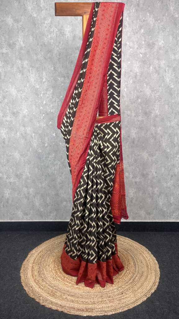 SEMI LINEN PRINTED SAREE