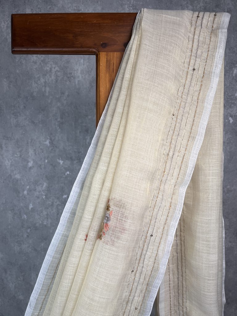 SEMI LINEN EMBROIDERY SAREE - Image 3