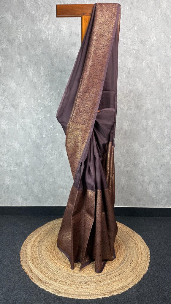 KORA ANTIQUE BHUTA BANARASI SAREE