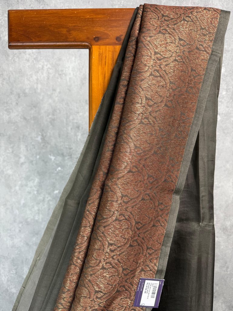KORA  ANTIQUE BHUTA BANARASI SAREE - Image 2