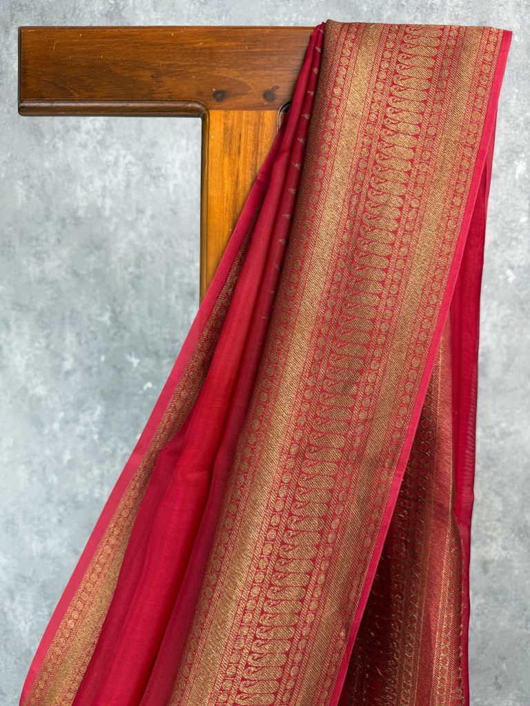KORA ANTIQUE ZARI BIG BORDER BANARASI SAREE - Image 2