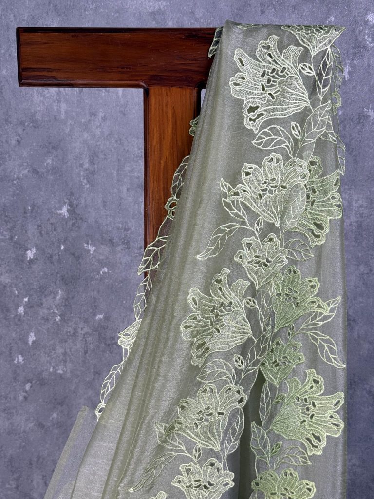 GLASS TISSUE ORGANZA CUTWORK EMBROIDERY SAREE - Image 2