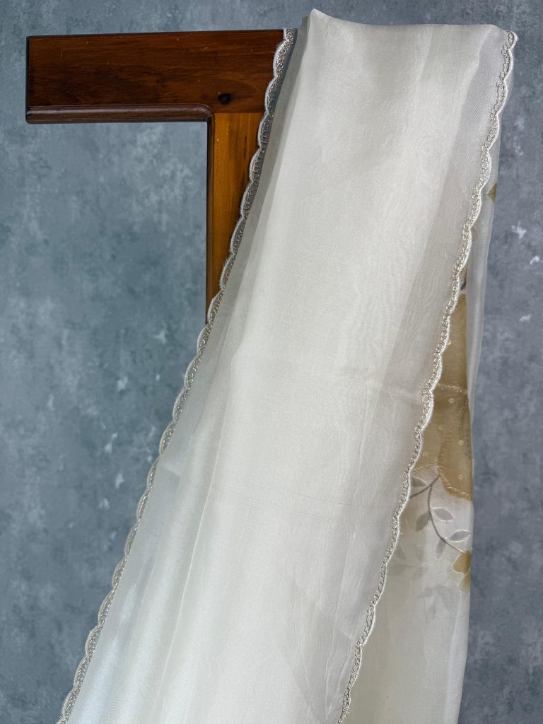 SILK ORGANZA HAND PAINTED EMBROIDERY SAREE - Image 2