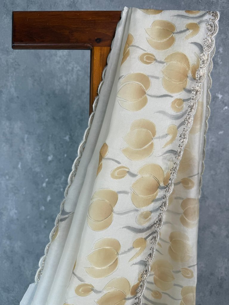 SILK ORGANZA HAND PAINTED EMBROIDERY SAREE - Image 2