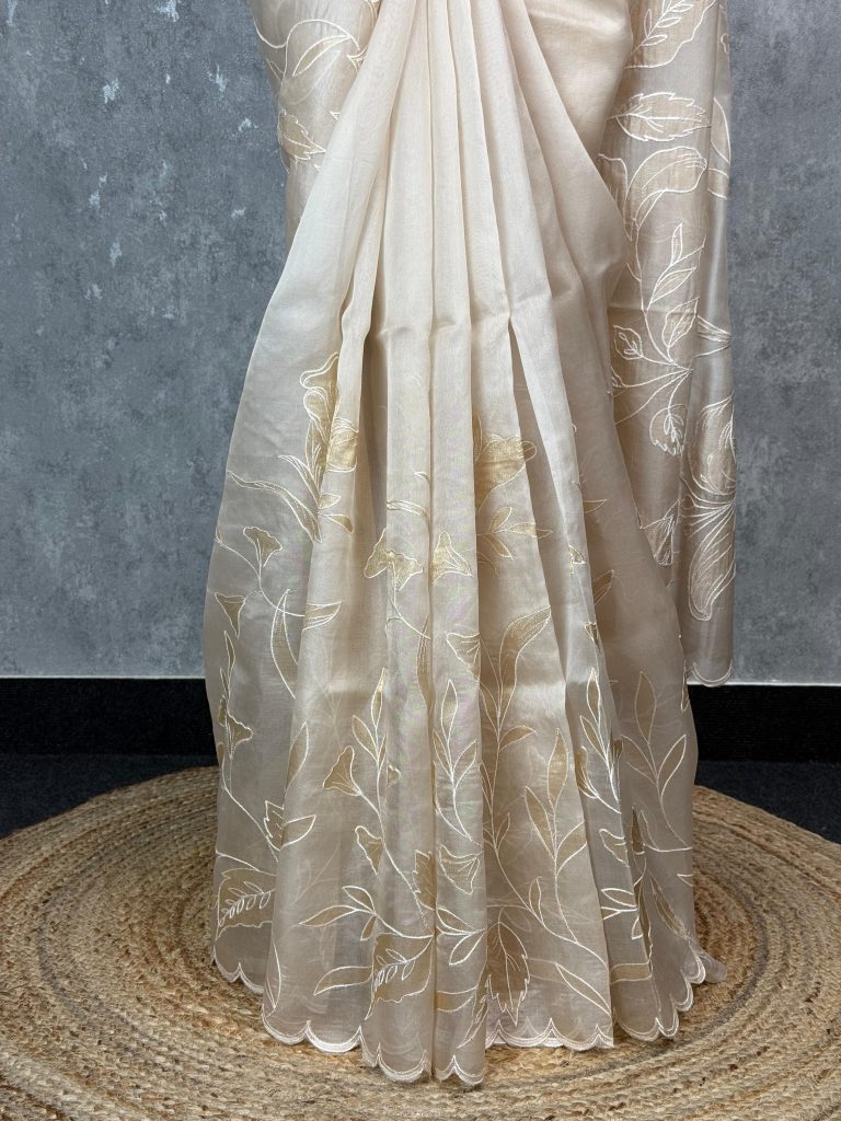 SILK ORGANZA TISSUE APPLIQUE EMBROIDERY SAREE - Image 3