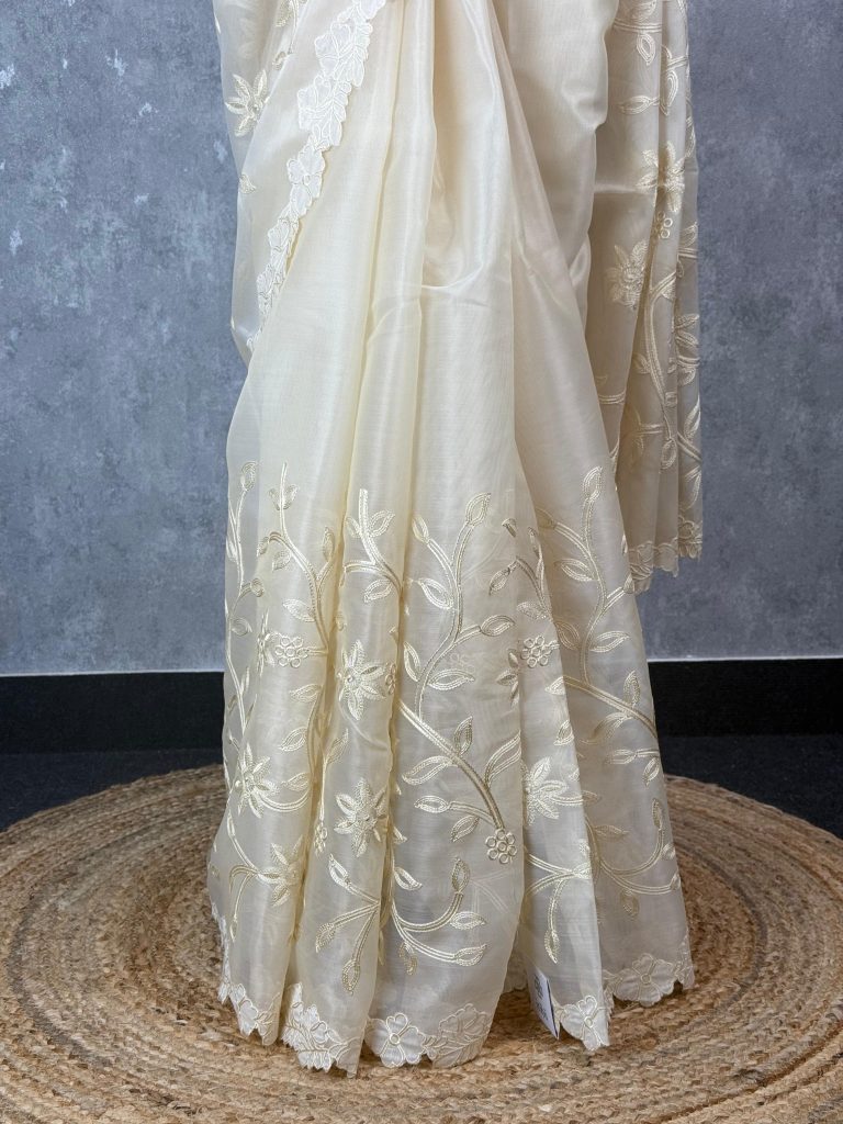 ORGANZA TISSUE APPLIQUE EMBROIDERY SAREE - Image 3