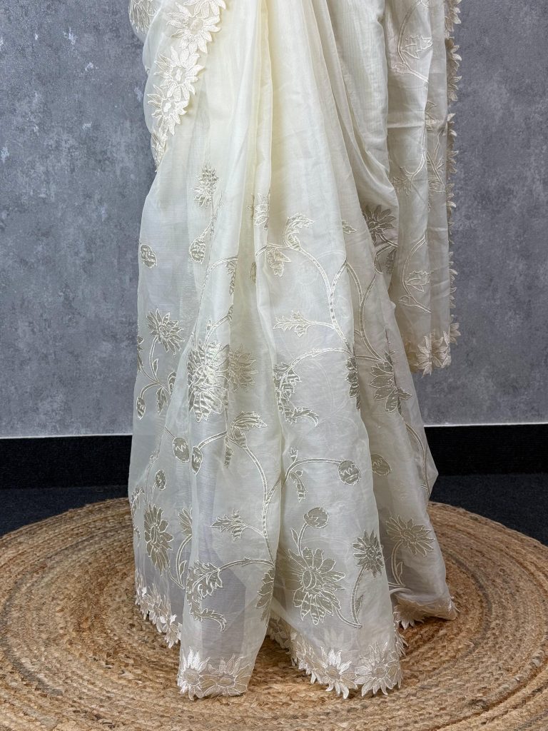 ORGANZA TISSUE APPLIQUE EMBROIDERY SAREE - Image 3