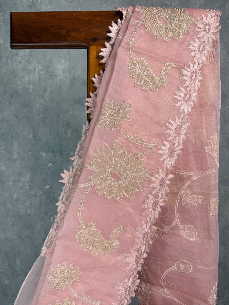 ORGANZA TISSUE APPLIQUE EMBROIDERY SAREE - Image 2