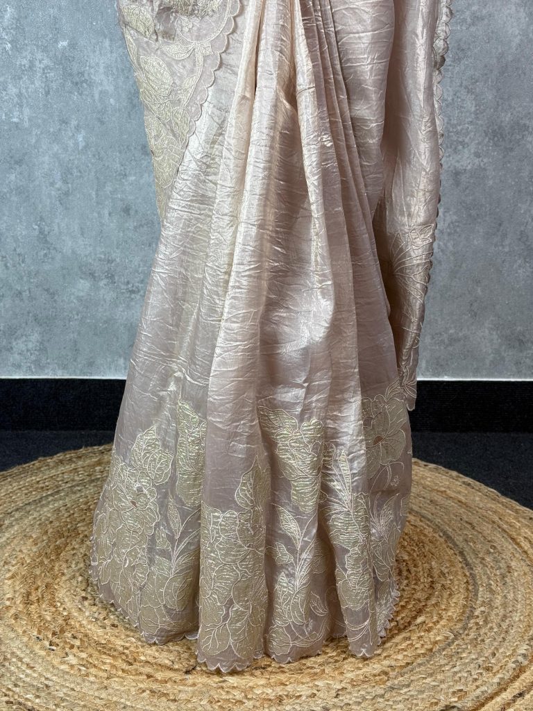 VISCOSE ORGANZA TISSUE APPLIQUE EMBROIDERY SAREE - Image 3