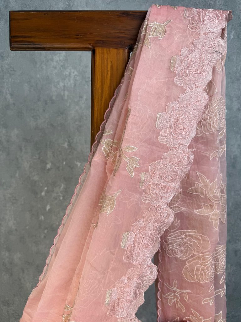 ORGANZA TISSUE APPLIQUE EMBROIDERY SAREE - Image 2