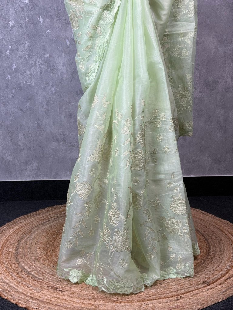 ORGANZA TISSUE APPLIQUE EMBROIDERY SAREE - Image 3