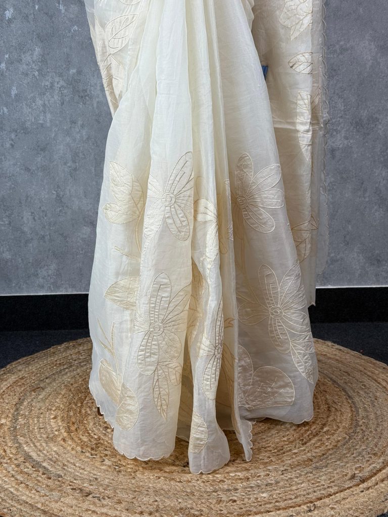 ORGANZA TISSUE APPLIQUE EMBROIDERY SAREE - Image 3