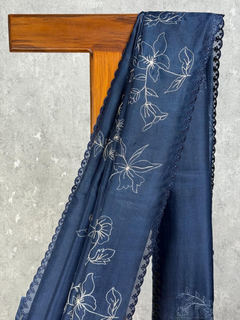 SILK ORGANZA EMBROIDERY SAREE - Image 2