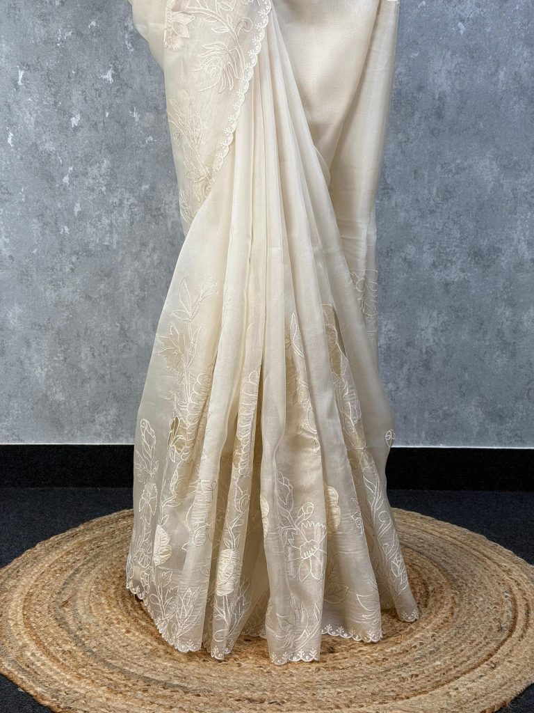 SILK ORGANZA APPLIQUE EMBROIDERY SAREE - Image 3