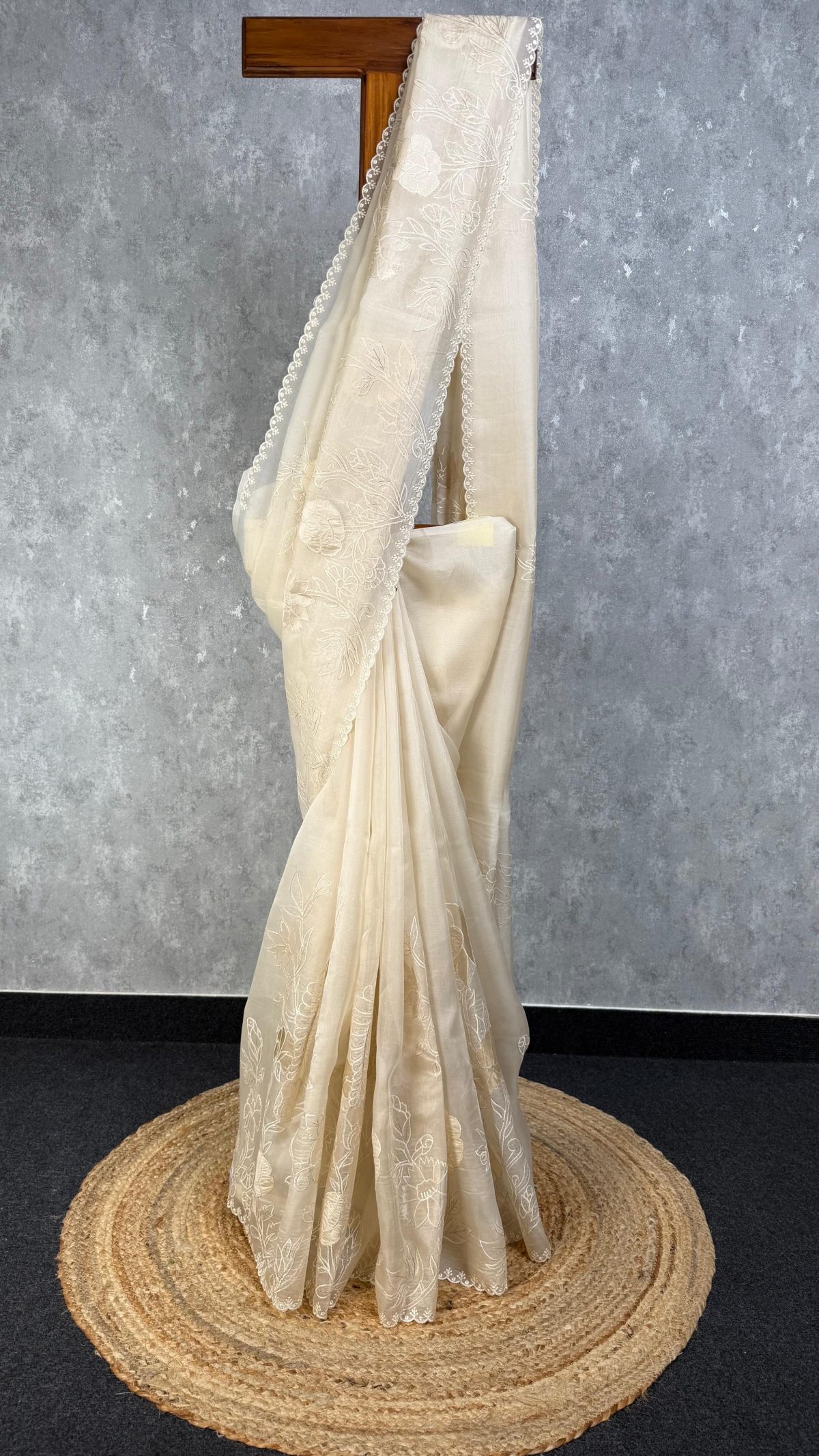 SILK ORGANZA APPLIQUE EMBROIDERY SAREE