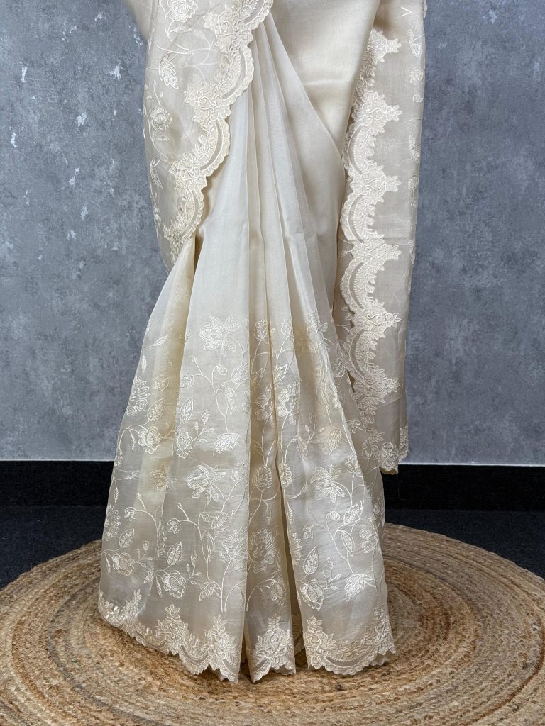 SILK ORGANZA EMBROIDERY SAREE - Image 3