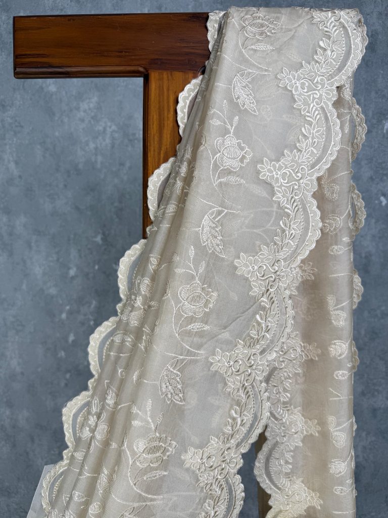 SILK ORGANZA EMBROIDERY SAREE - Image 2