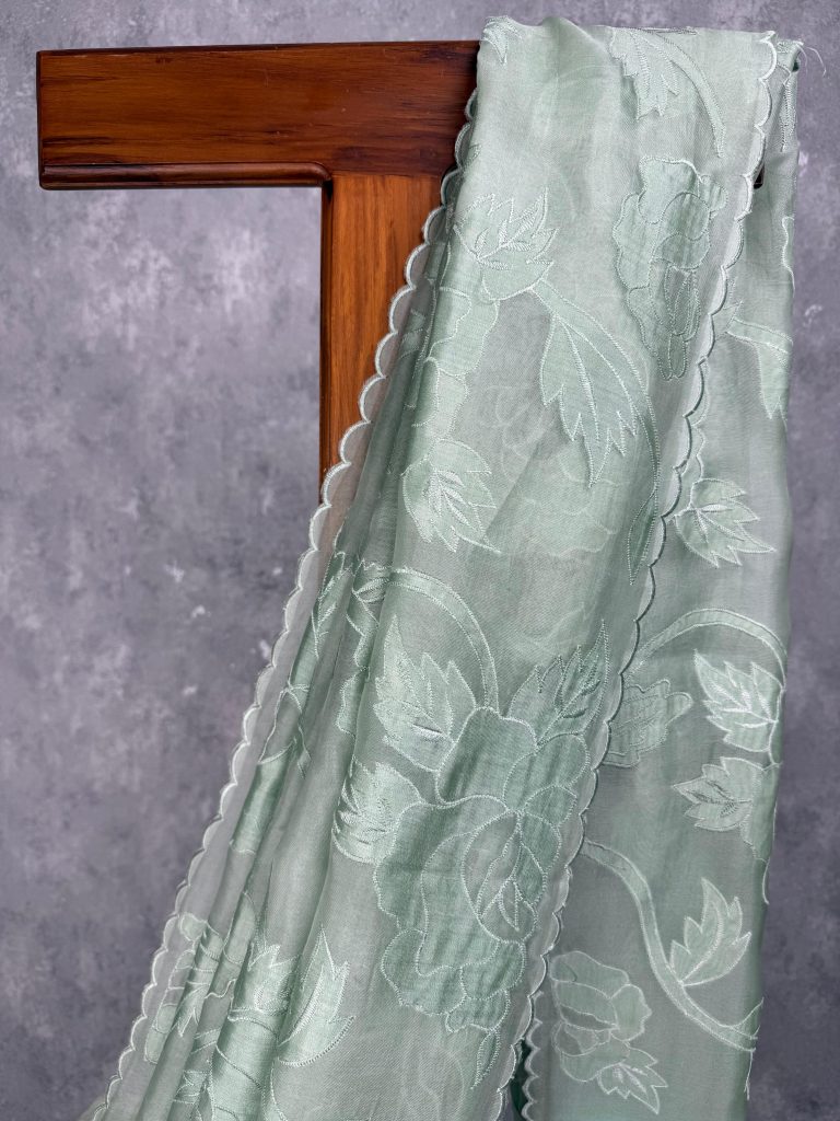SILK ORGANZA APPLIQUE EMBROIDERY SAREE - Image 2