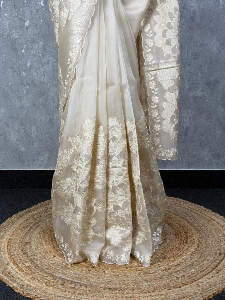 SILK ORGANZA APPLIQUE EMBROIDERY SAREE - Image 3