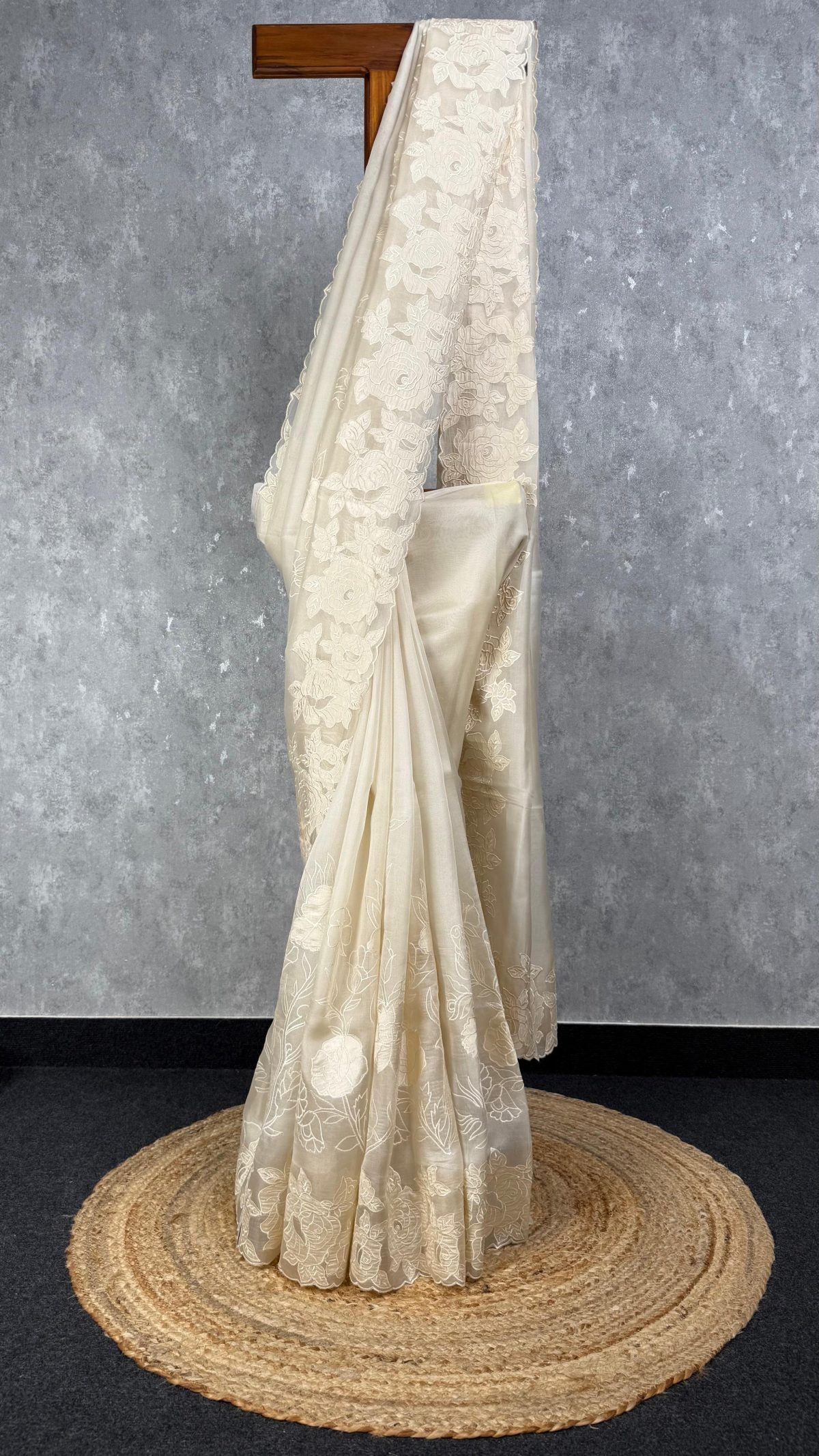 SILK ORGANZA APPLIQUE EMBROIDERY SAREE