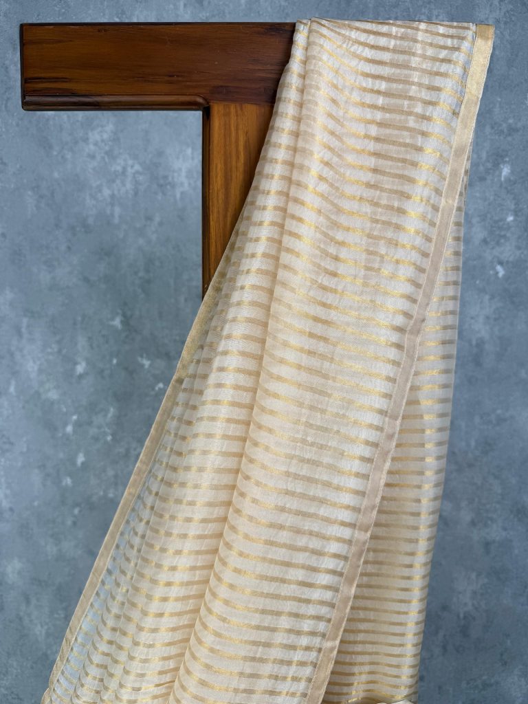 SILK ORGANZA EMBROIDERY SAREE - Image 2