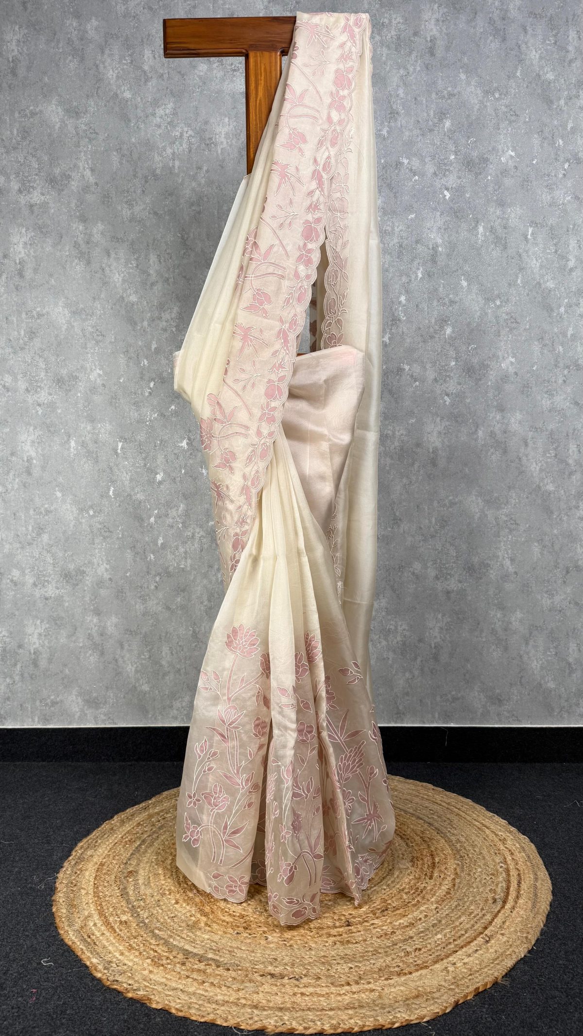 SILK ORGANZA APPLIQUE EMBROIDERY SAREE