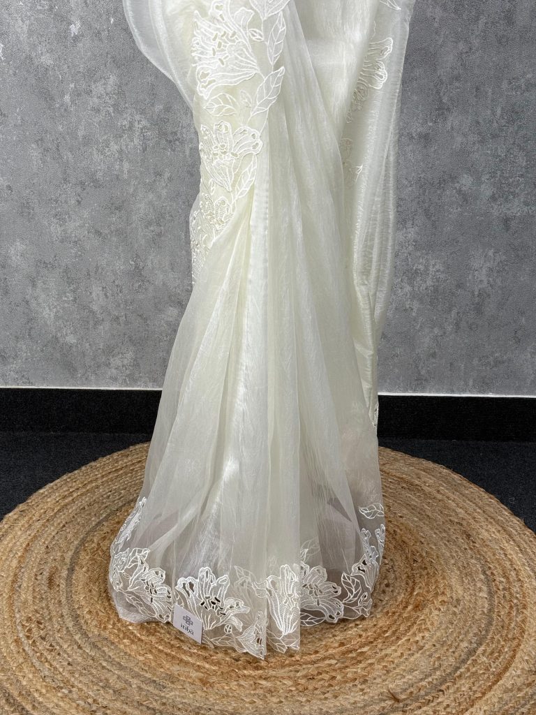 GLASS TISSUE ORGANZA CUTWORK EMBROIDERY SAREE - Image 3