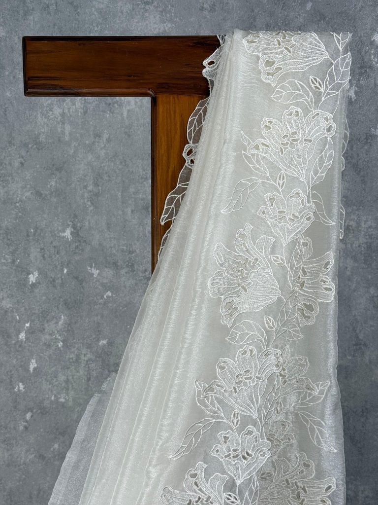 GLASS TISSUE ORGANZA CUTWORK EMBROIDERY SAREE - Image 2
