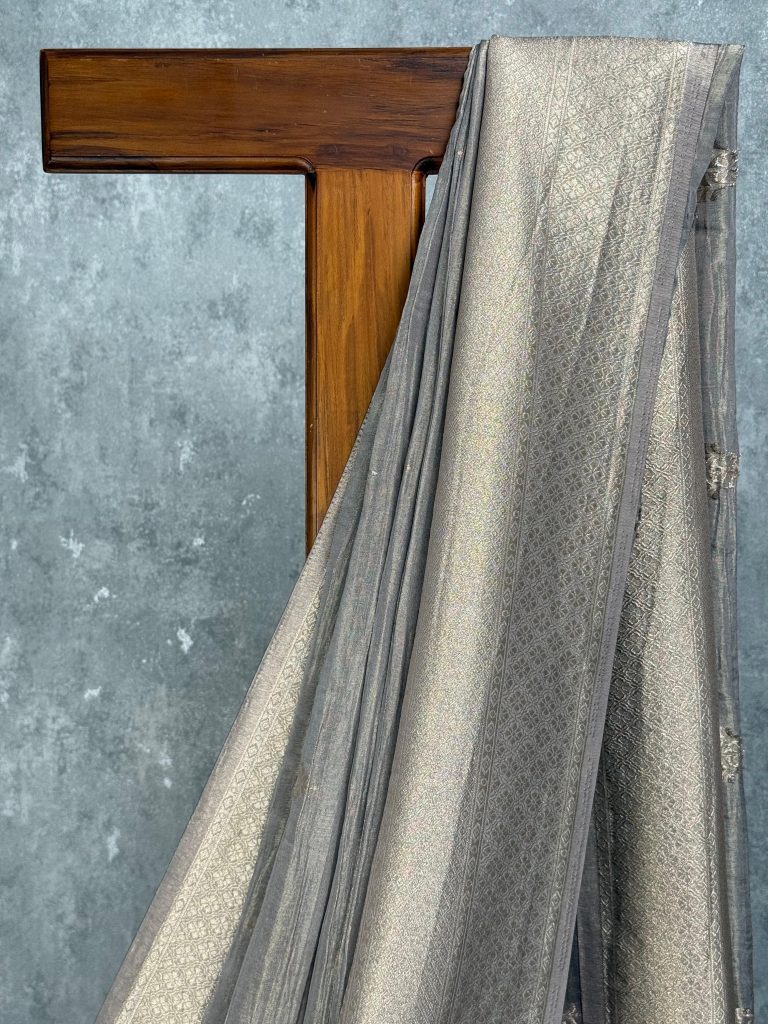 CRUSHED TISSUE GEORGETTE BANARASI SAREE - Image 2