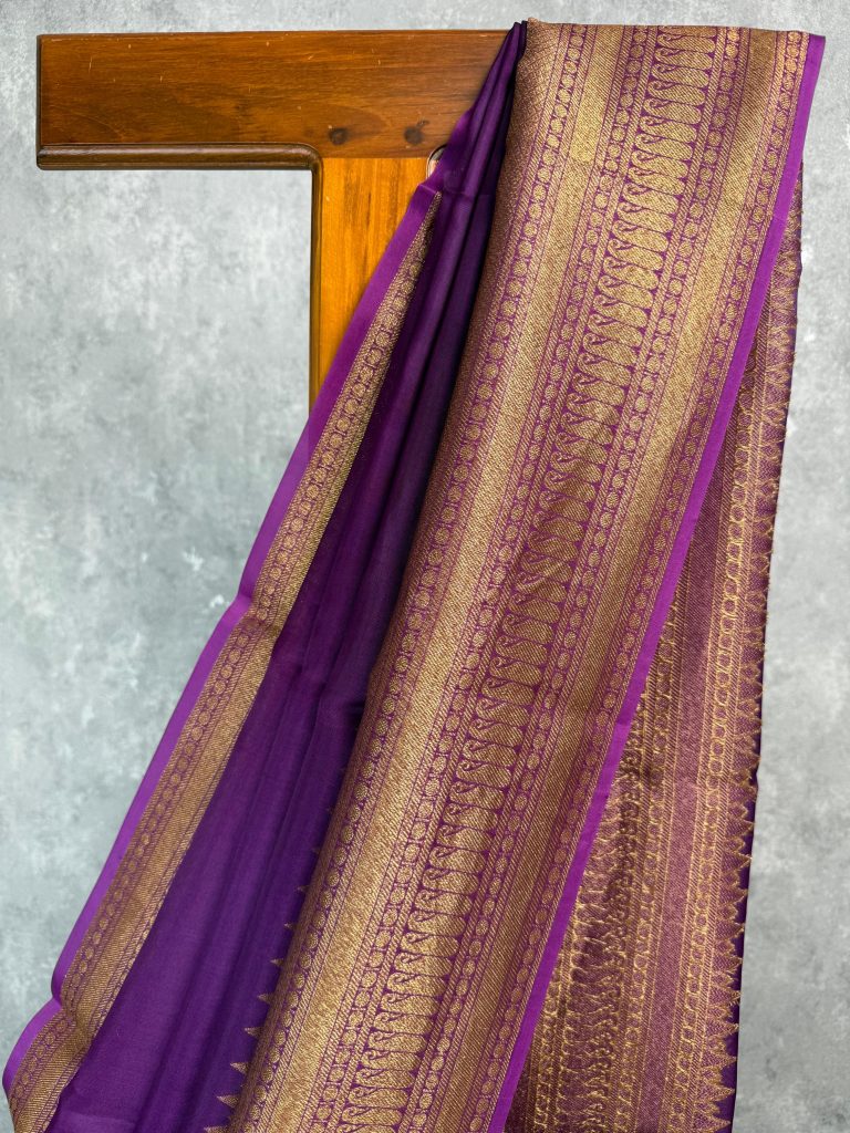 KORA ANTIQUE ZARI BIG BORDER BANARASI SAREE - Image 2