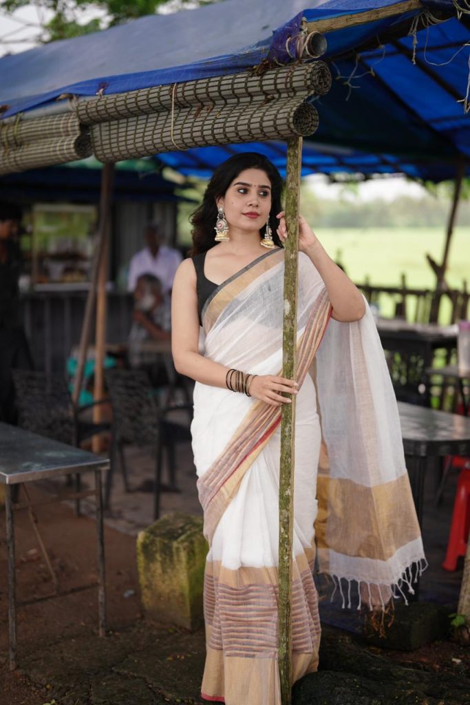 COTTON LINEN RED STRIPES HANDLOOM SAREE - Image 4