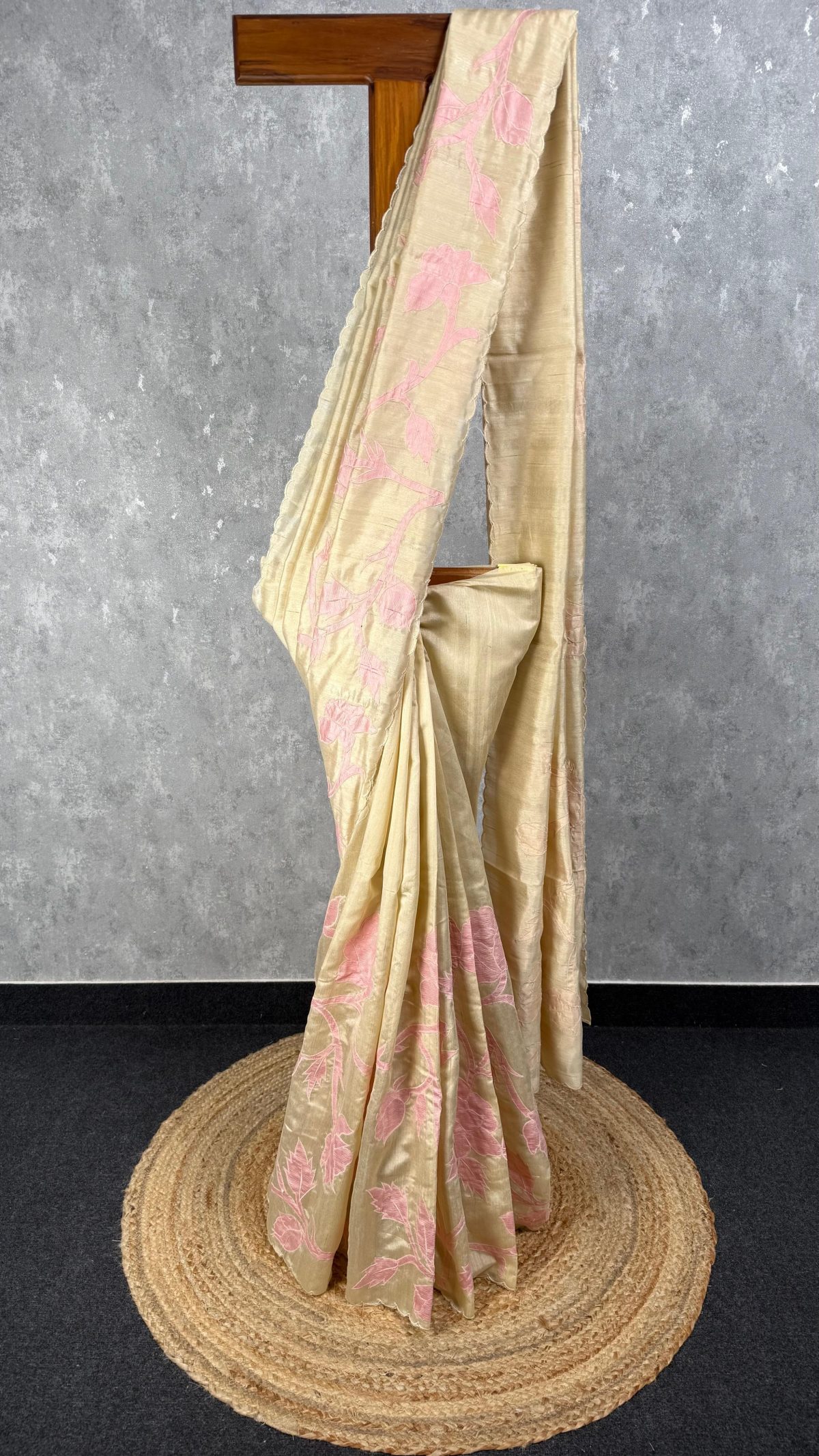 SEMI TUSSAR APPLIQUE EMBROIDERY SAREE