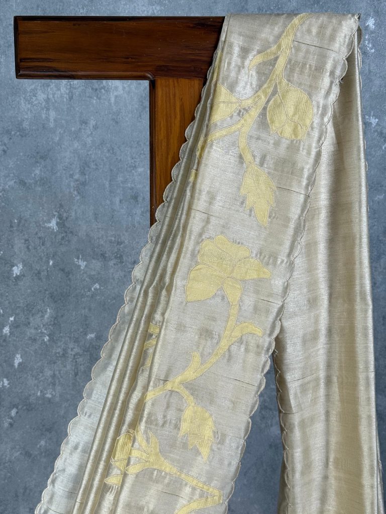 SEMI TUSSAR APPLIQUE EMBROIDERY SAREE - Image 2