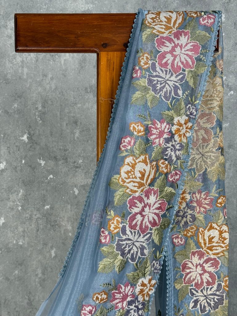 GLASS ORGANZA EMBROIDERY SAREE - Image 2