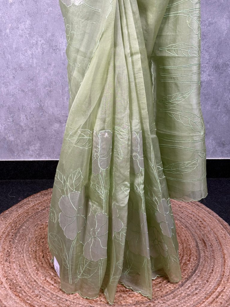 SILK ORGANZA TISSUE APPLIQUE EMBROIDERY SAREE - Image 3
