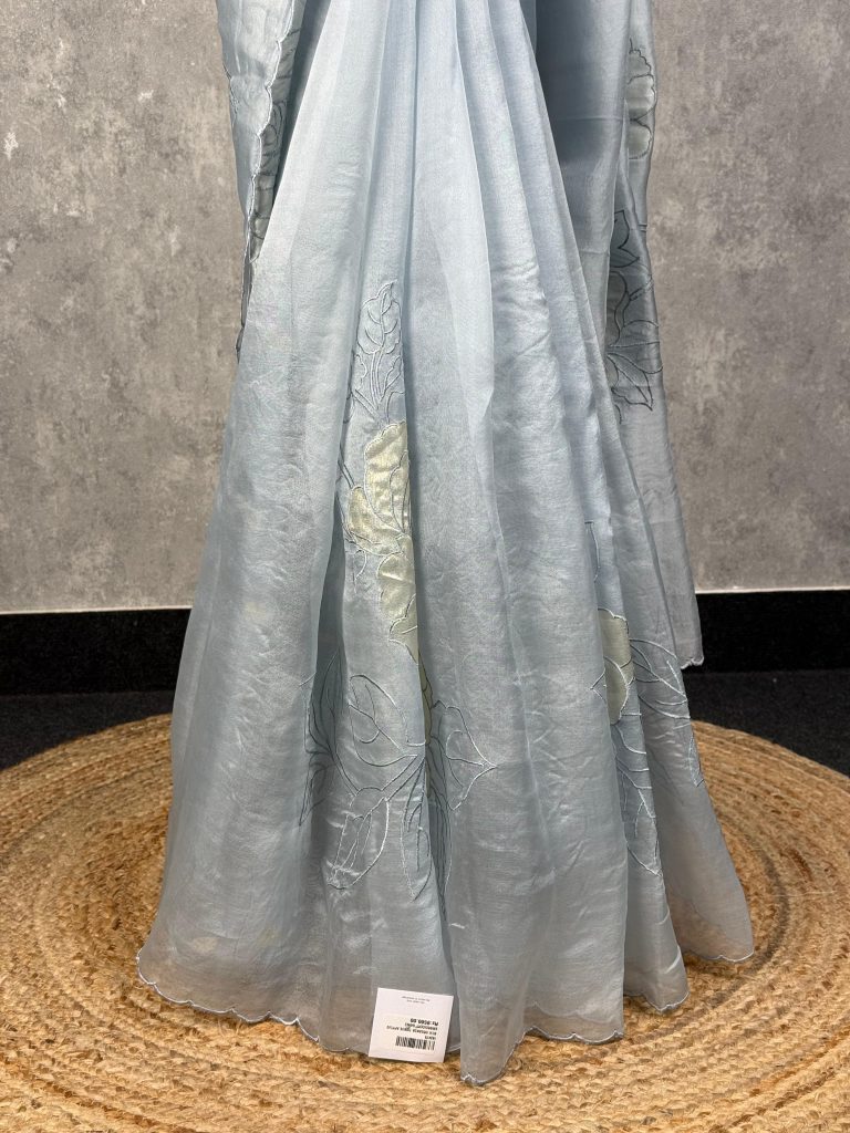 SILK ORGANZA TISSUE APPLIQUE EMBROIDERY SAREE - Image 3