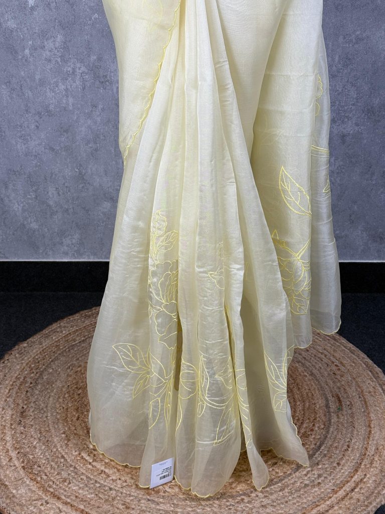 SILK ORGANZA TISSSUE APPLIQUE EMBROIDERY SAREE - Image 3