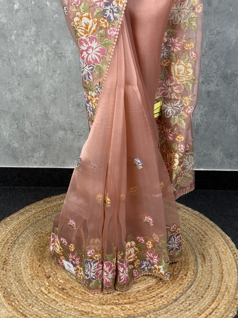 GLASS ORGANZA EMBROIDERY SAREE - Image 3
