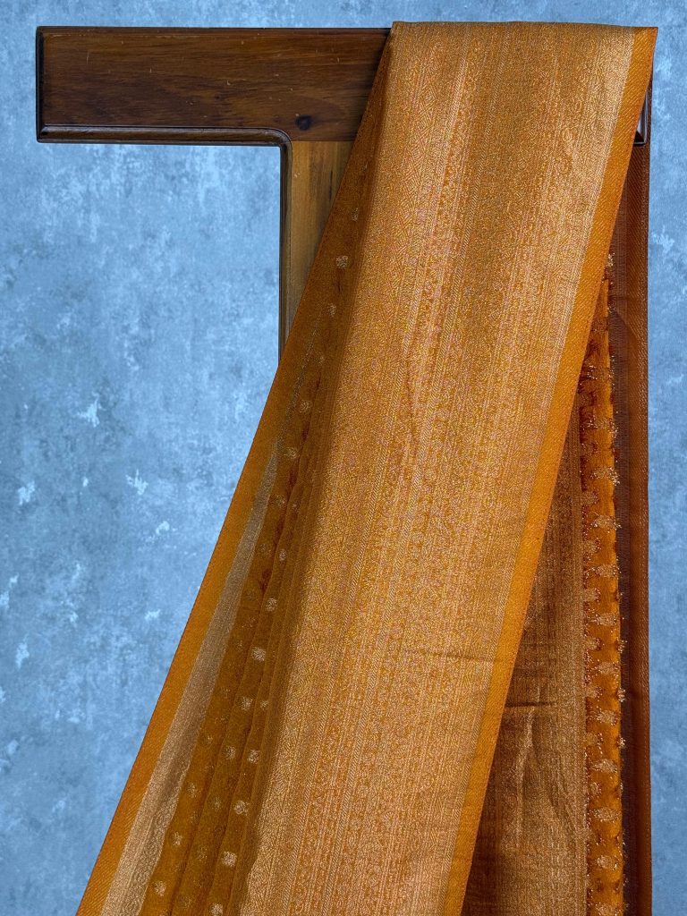 SEMI CREPE GOLD ZARI BANARASI SAREE - Image 2