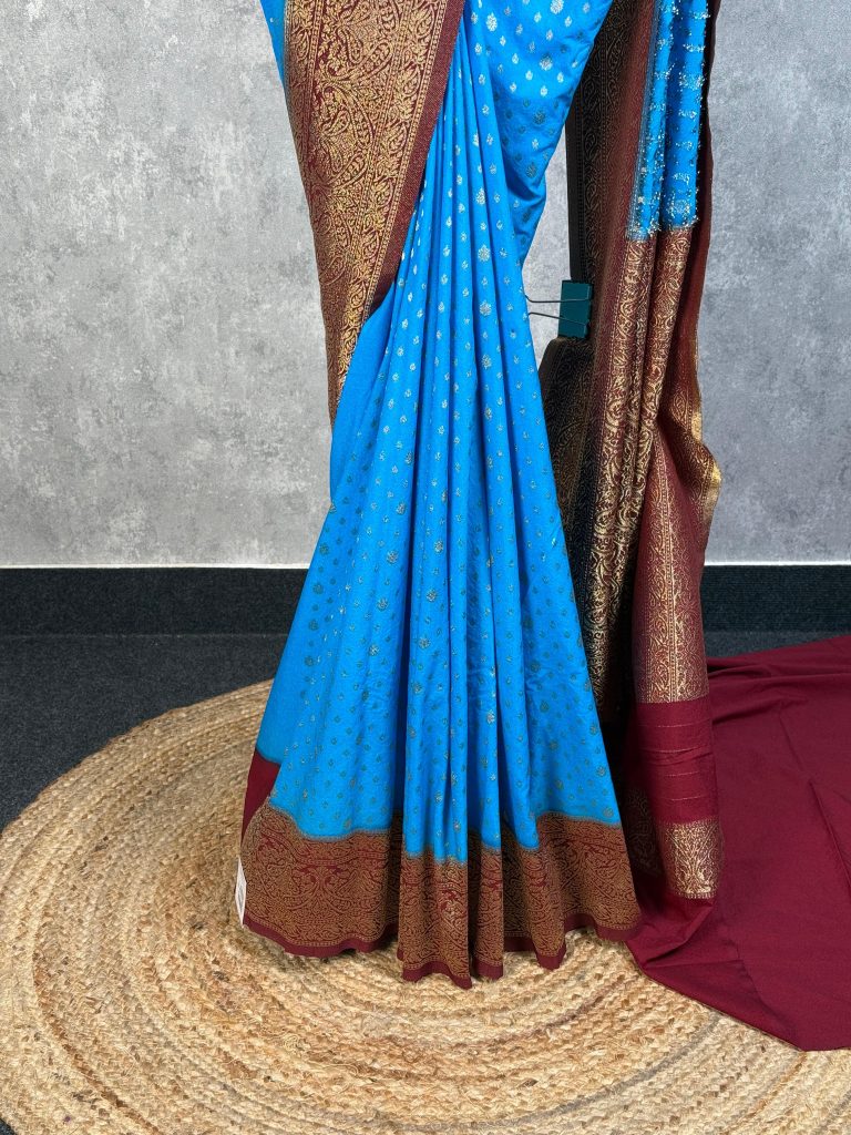 SEMI CREPE GOLD ZARI BANARASI SAREE - Image 3