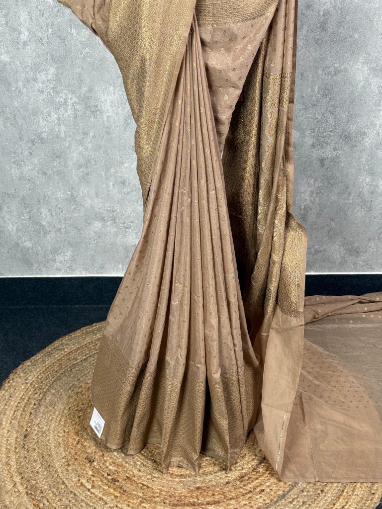SEMI GEORGETTE ANTIQUE ZARI BANARASI SAREE - Image 3