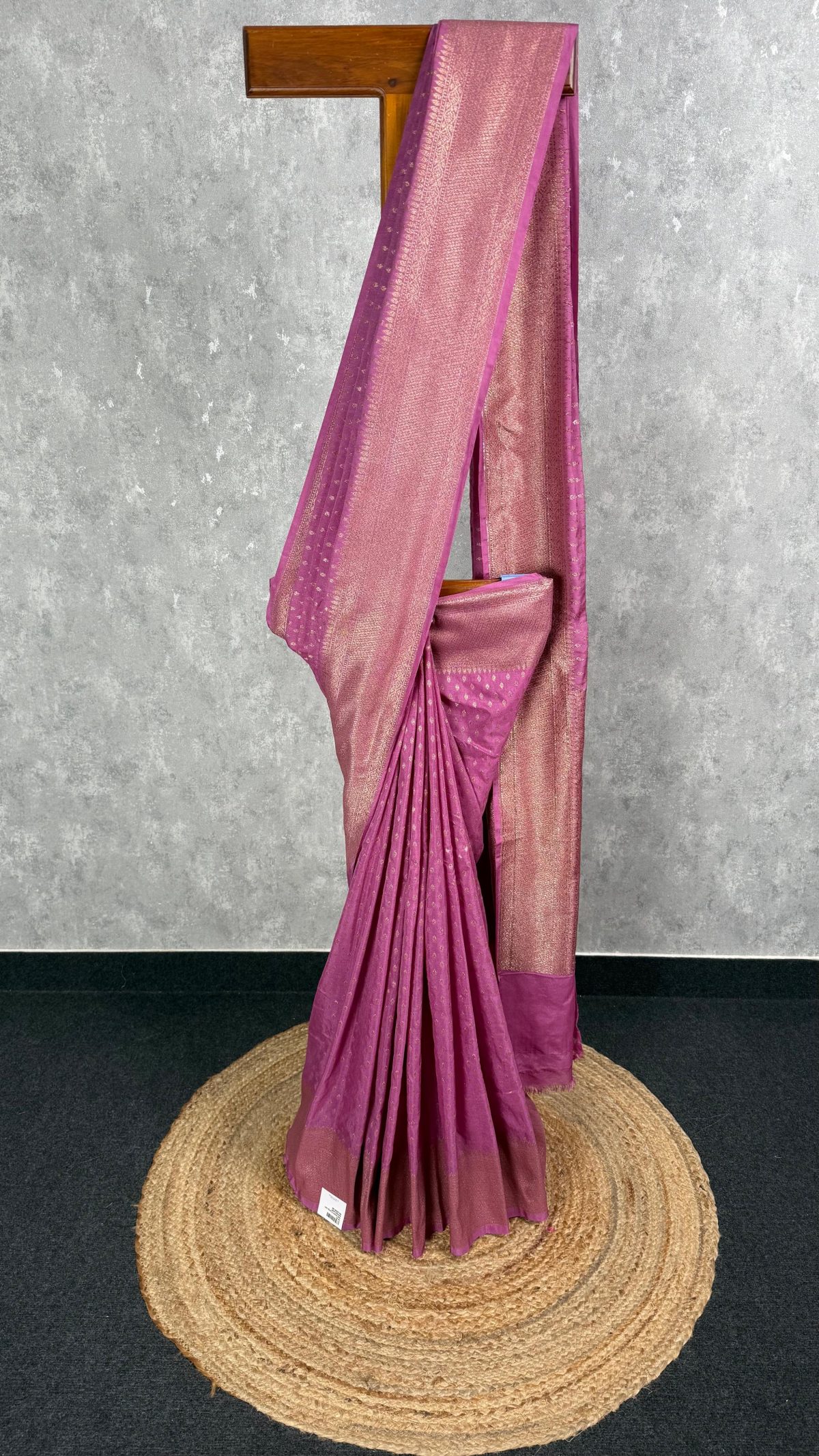 SEMI GEORGETTE ANTIQUE ZARI BANARASI SAREE