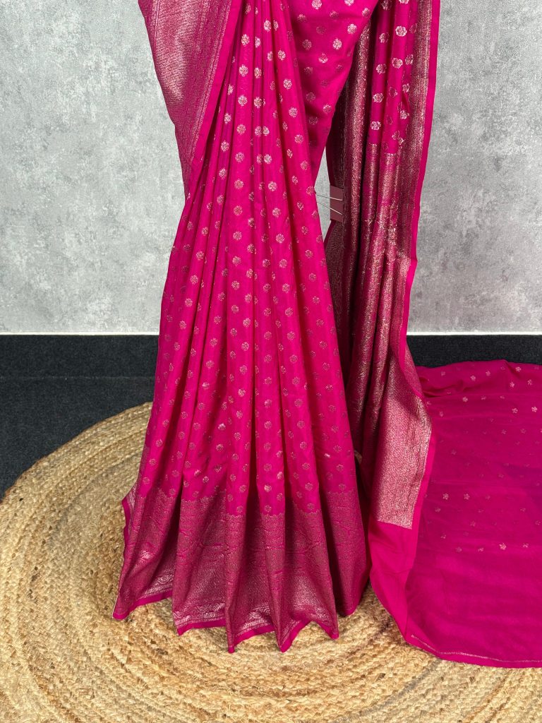 SEMI GEORGETTE ANTIQUE ZARI BANARASI SAREE - Image 3