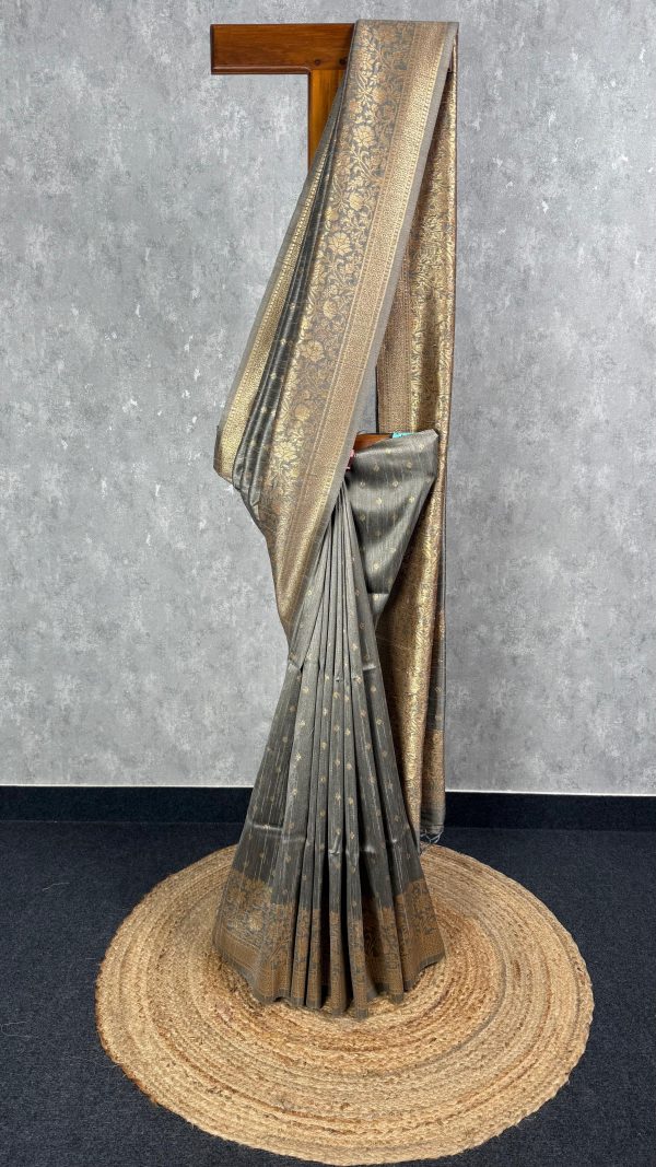 SEMI RAW SILK WEAVING BANARASI SAREE