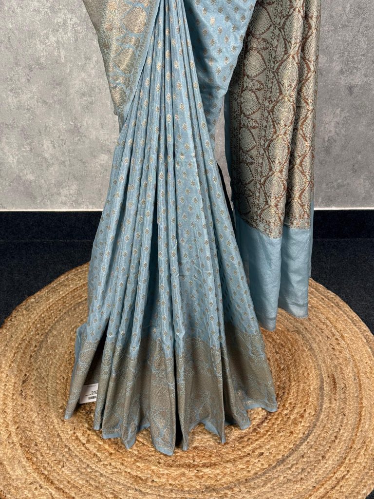 SEMI GEORGETTE ANTIQUE ZARI BANARASI SAREE - Image 3