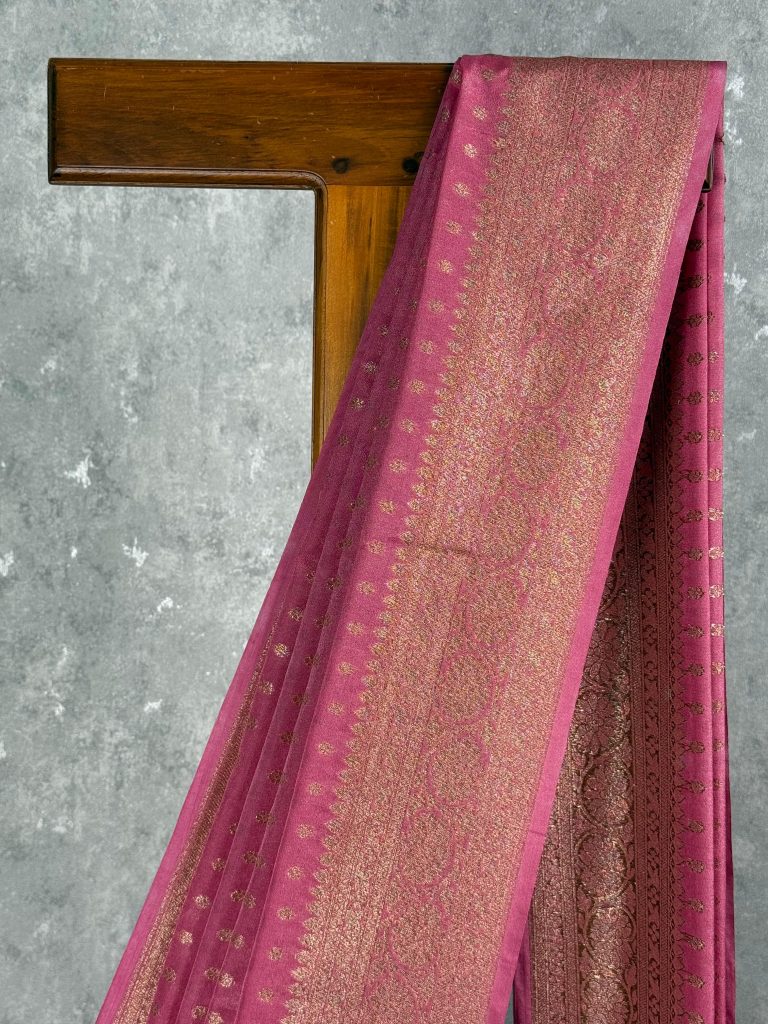 SEMI GEORGETTE ANTIQUE ZARI BANARASI SAREE - Image 3
