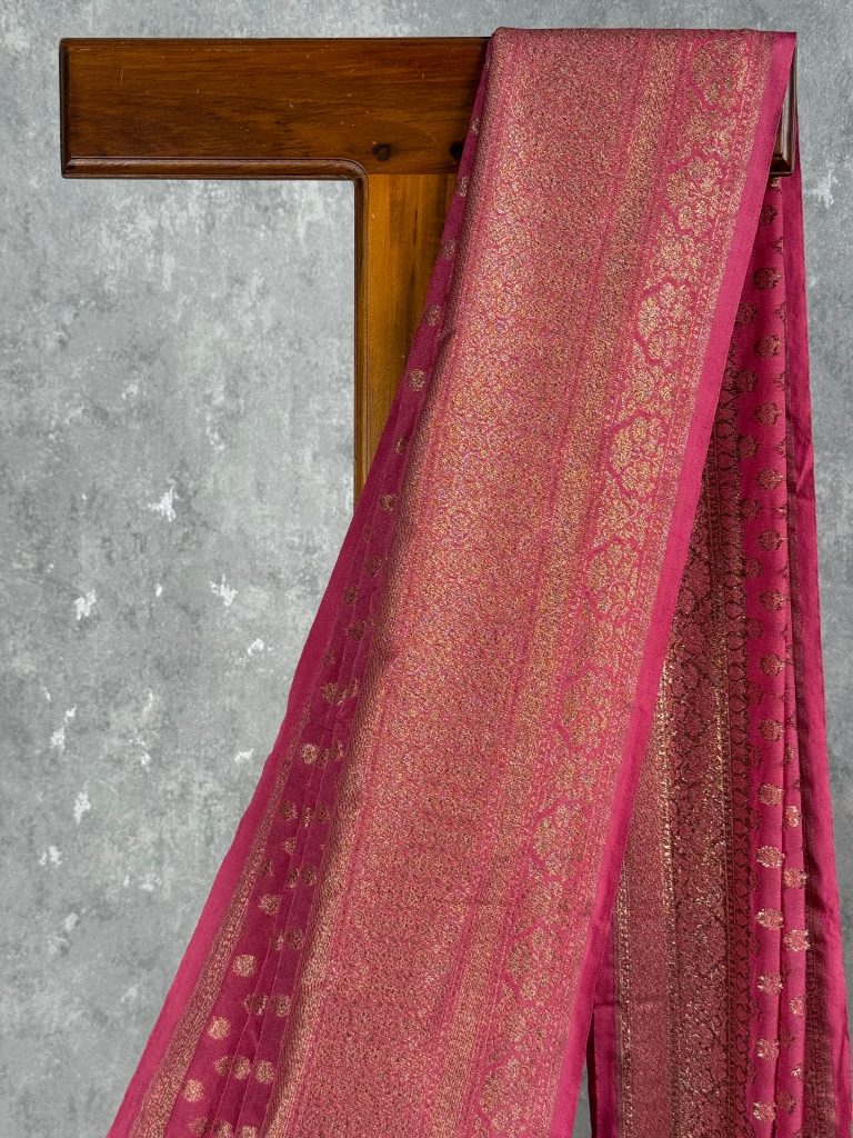 SEMI GEORGETTE ANTIQUE ZARI BANARASI SAREE - Image 2
