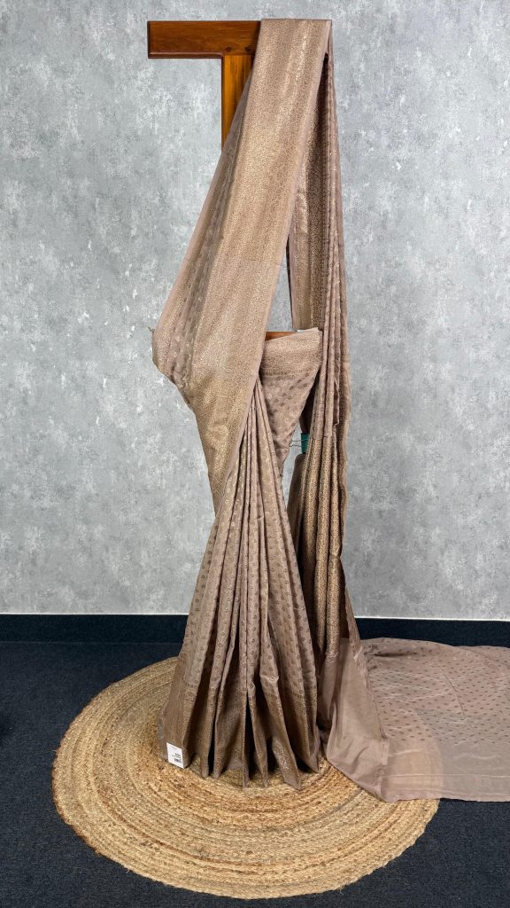 SEMI GEORGETTE ANTIQUE ZARI BANARASI SAREE